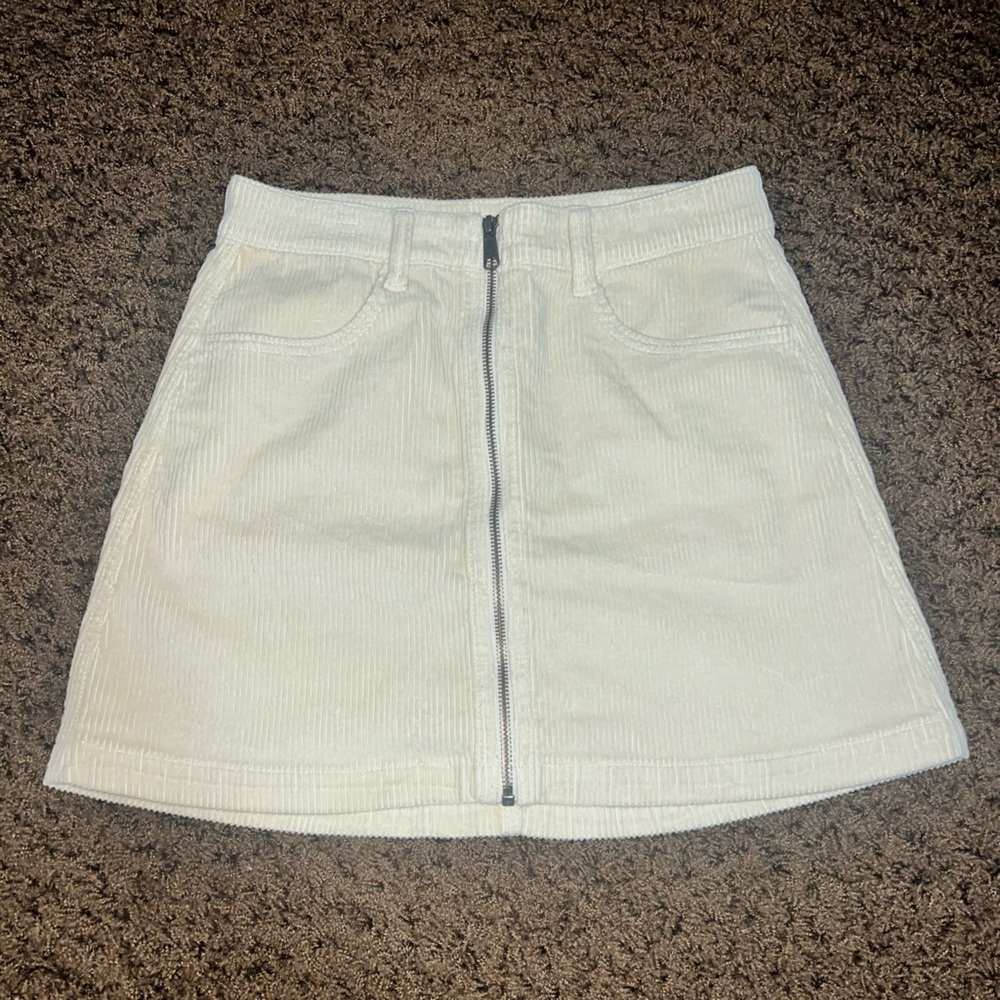 American Eagle Outfitters Cream A-Line Mini Skirt Casual